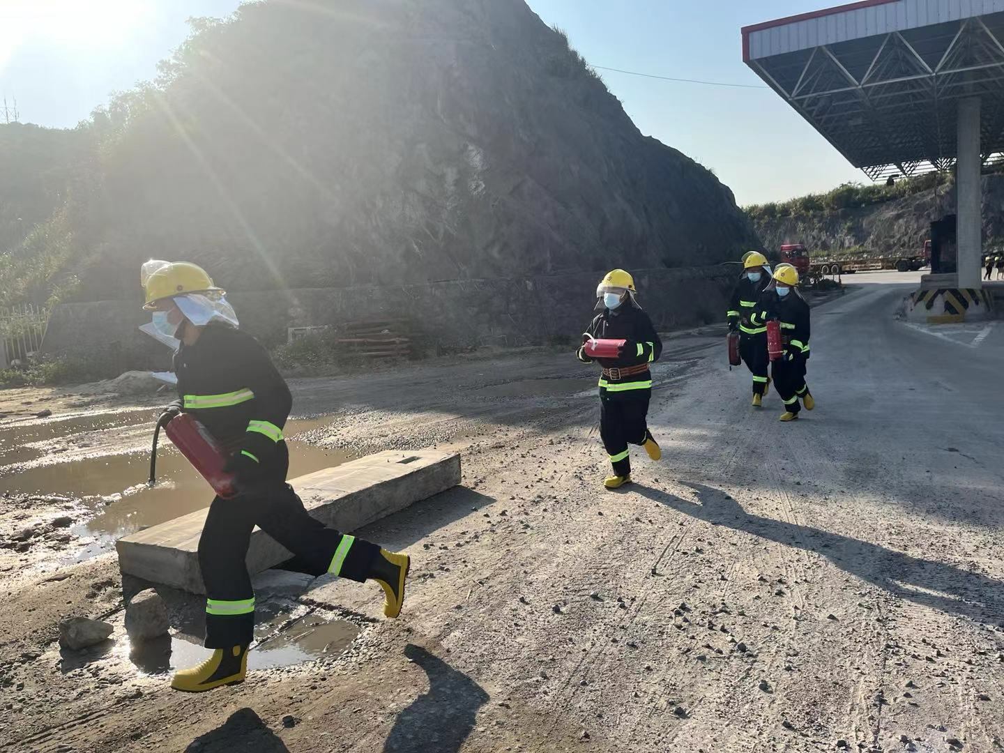 1636436973659448.jpg 6504a0e61eb839c8bb25175741b00a8.jpg