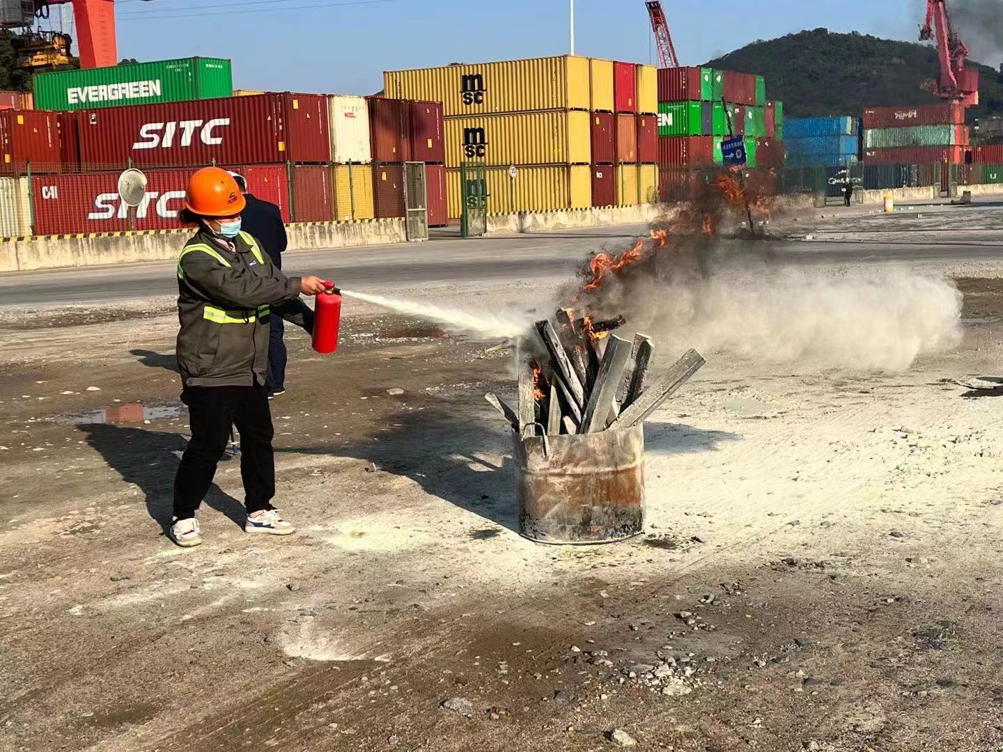 1636437028810975.jpg 9209b2480c05a74daf41f0aa2ec3588.jpg