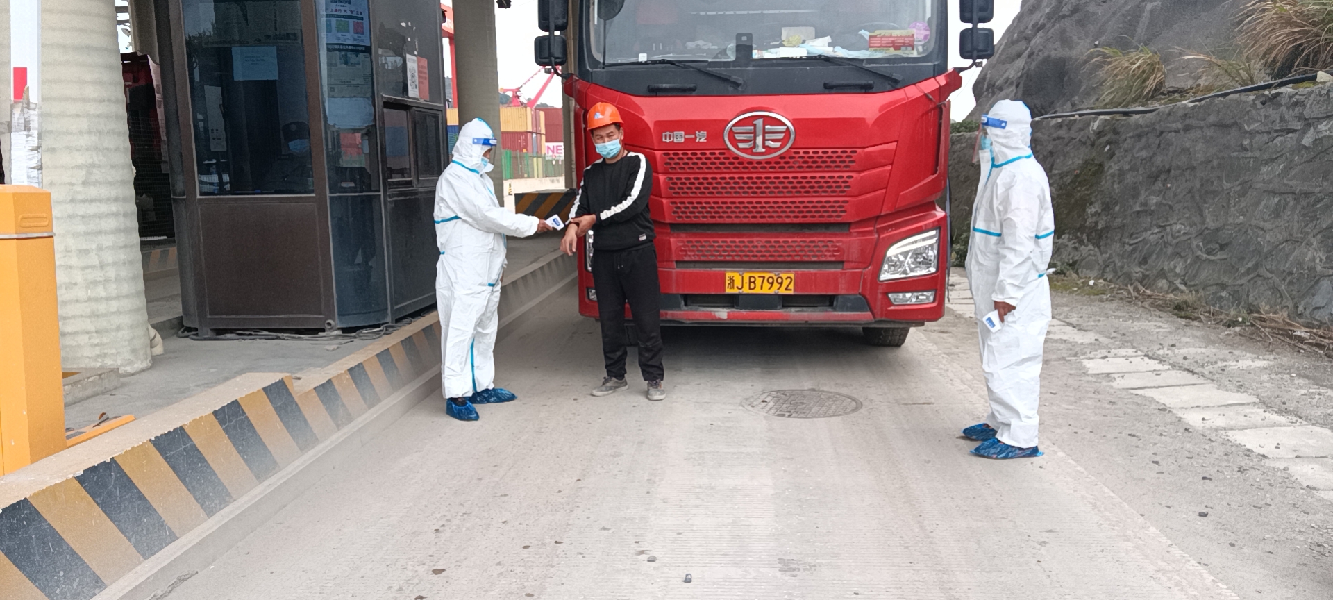 1640571463390261.jpg 2731532c9048b9773515aad064cdb10.jpg