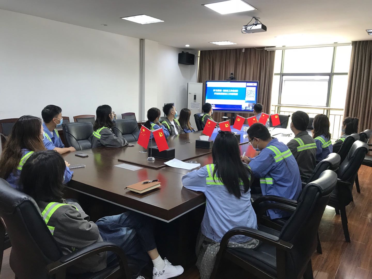 1653283890658972.jpg ca6f6527ea77f274b5edd1c8cf21075.jpg