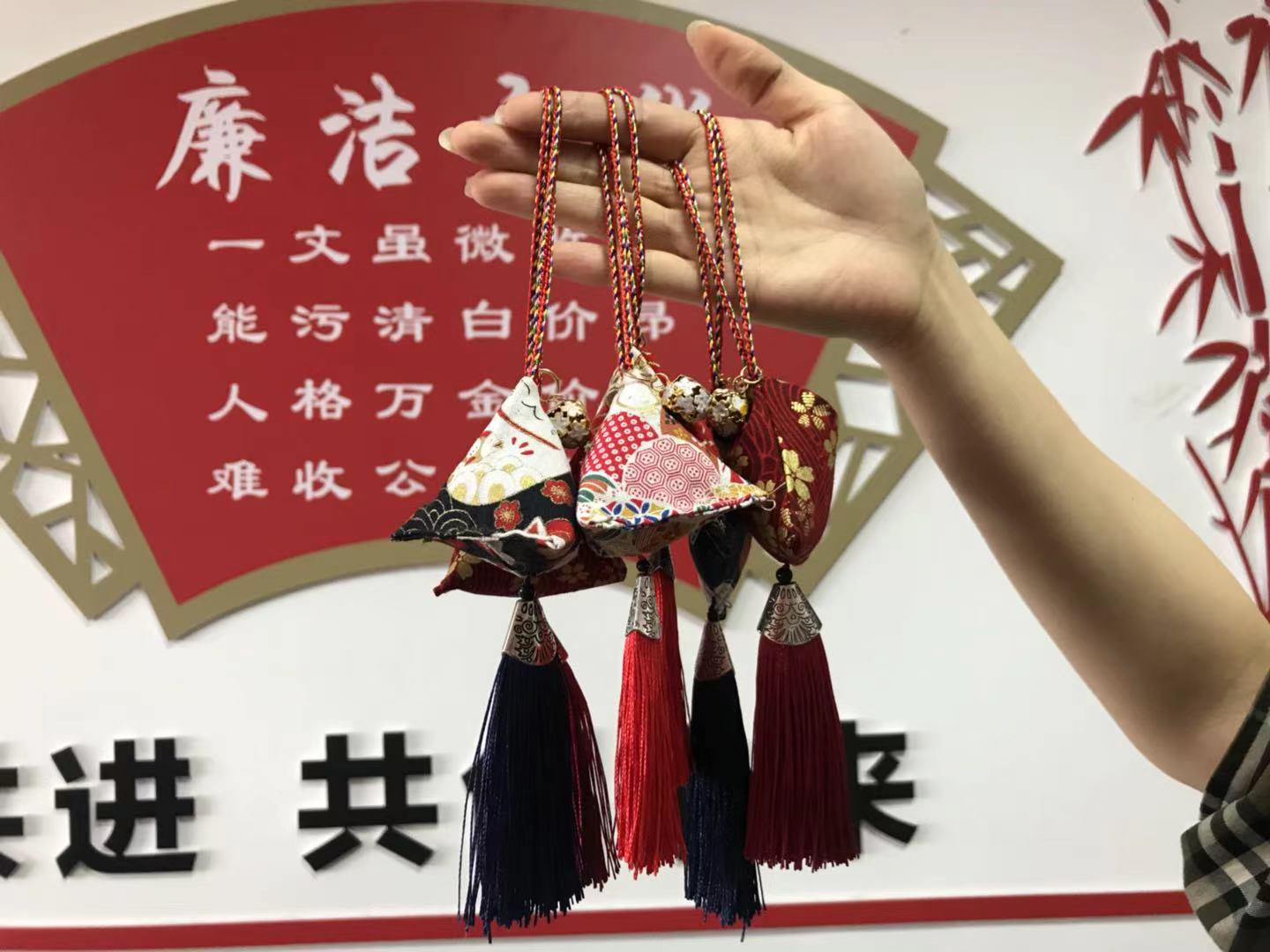 1654155771997320.jpg 7a0edf43a237fbc4163e9b79d9f1ba6.jpg