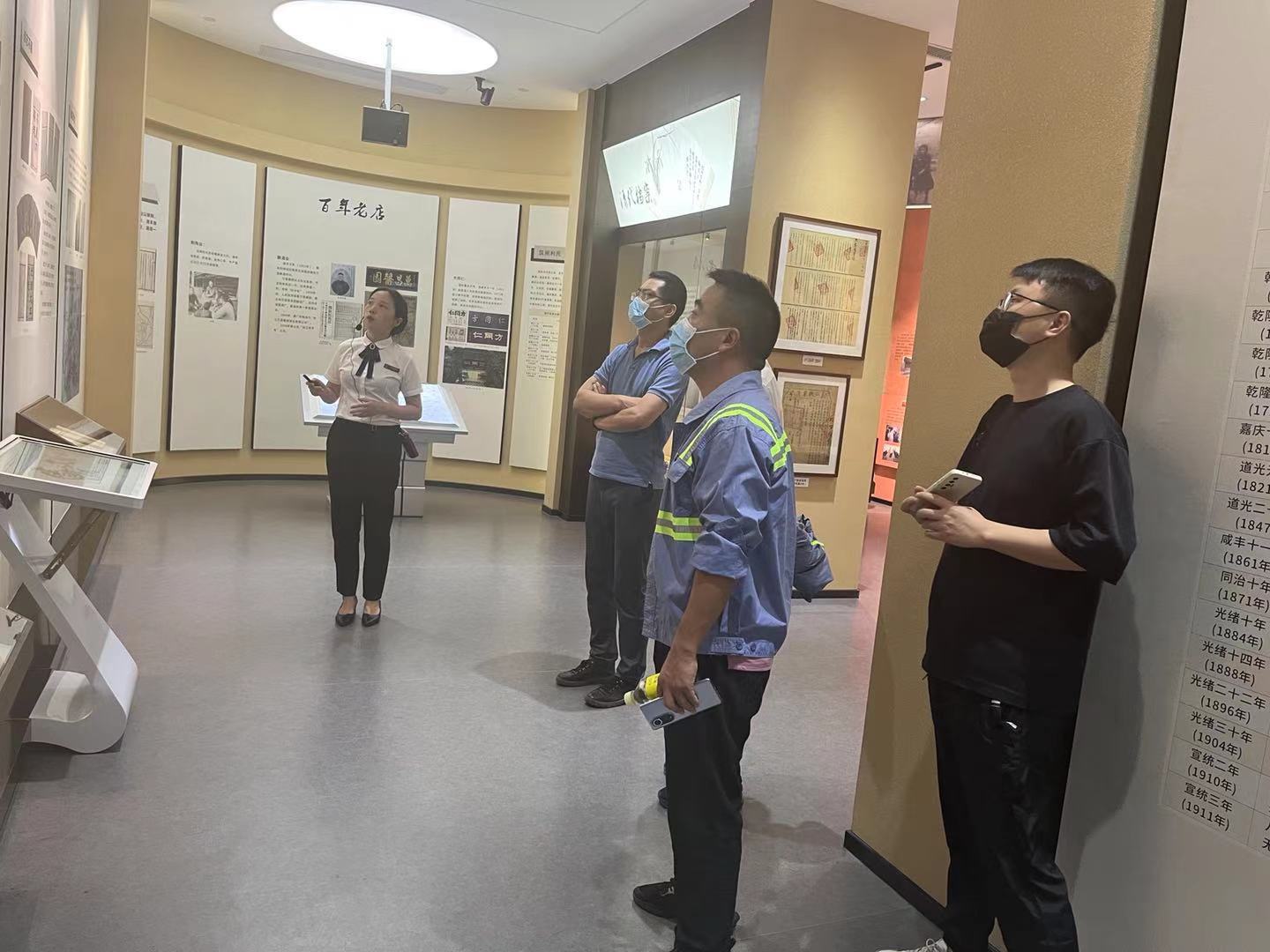 1656898235665774.jpg 22fce4dab158d9f0cc2c613ad967dc6.jpg